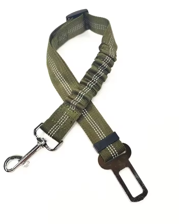 Wagly™ Adjustable Dog Seatbelt – Safe & Comfortable Car Travel for Pets