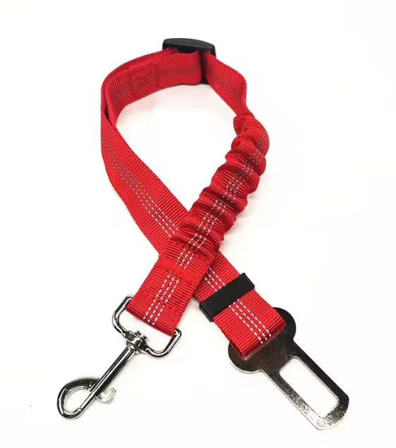 Wagly™ Adjustable Dog Seatbelt – Safe & Comfortable Car Travel for Pets