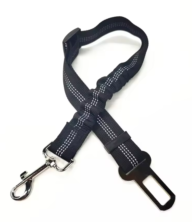 Wagly™ Adjustable Dog Seatbelt – Safe & Comfortable Car Travel for Pets